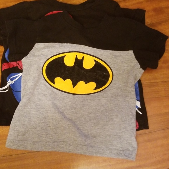 Batman and Spiderman Tshirts plus Swim trunks (18 months & 2T) - Picture 4 of 11